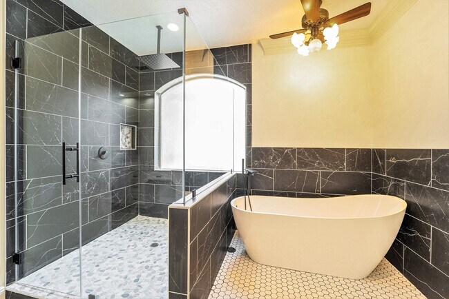 Building Photo - 1743 Randons Point Dr