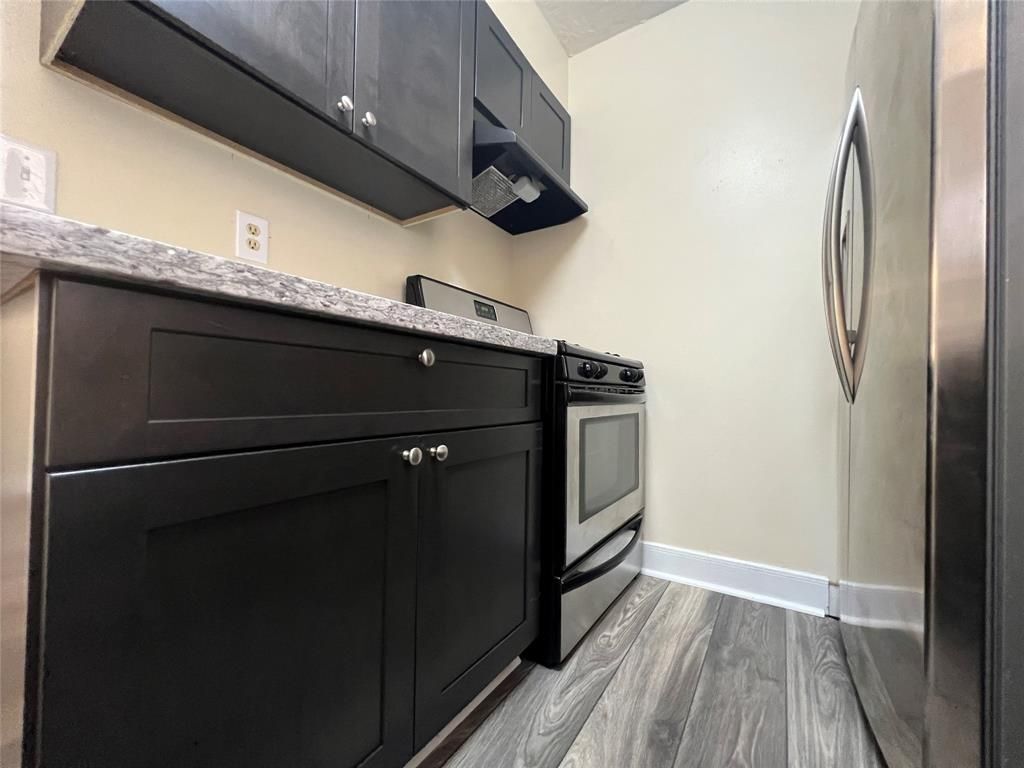 Building Photo - 915 Pinckney St