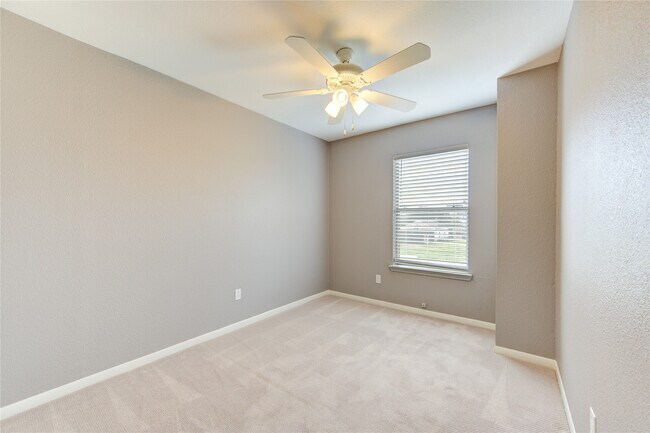 Building Photo - 2810 Grants Lake Blvd