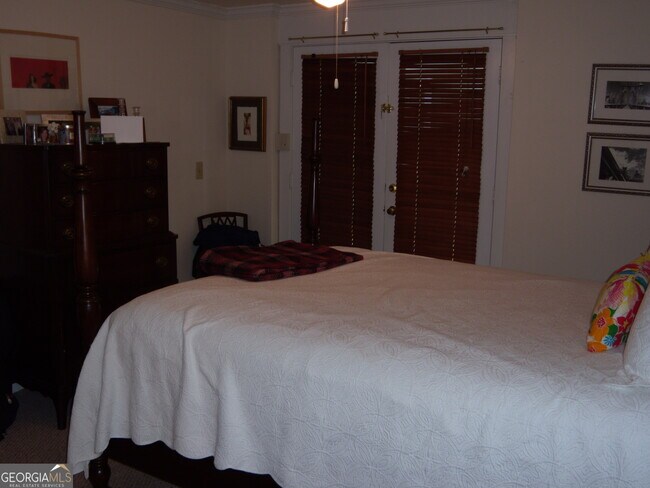 Building Photo - 815 Edgewood Ave NE