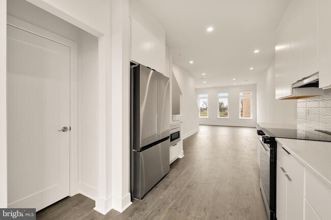 Building Photo - 2608 Olmsted Ct NW