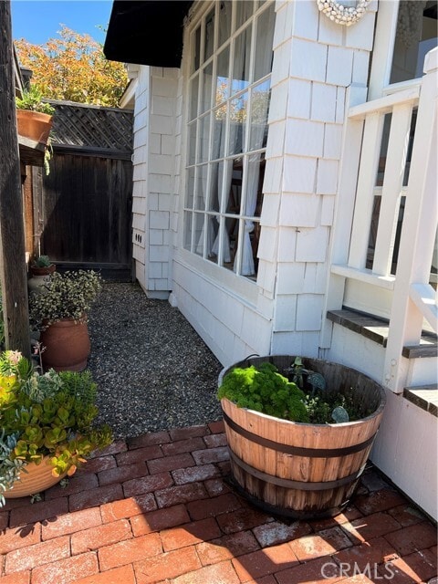 Building Photo - 1262 Catalina St