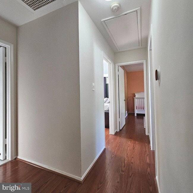 Building Photo - 7433 Grace St