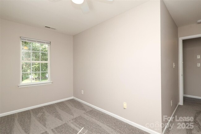 Building Photo - 4112 Chatterleigh Dr