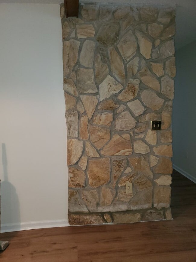 Building Photo - 4591 Garwood Dr