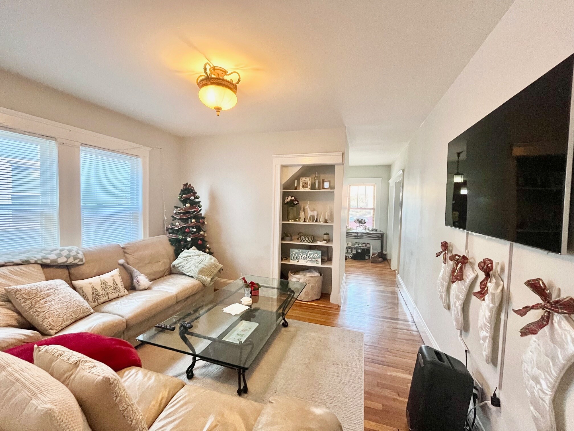 Building Photo - 202 Calumet St