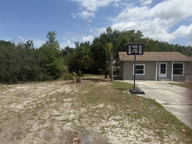 Primary Photo - 11609 Huggins St
