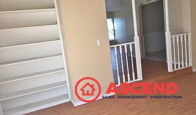 Building Photo - Charming 3 Bedroom Home in Oildale!