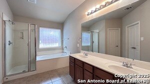 Building Photo - 614 Point Springs