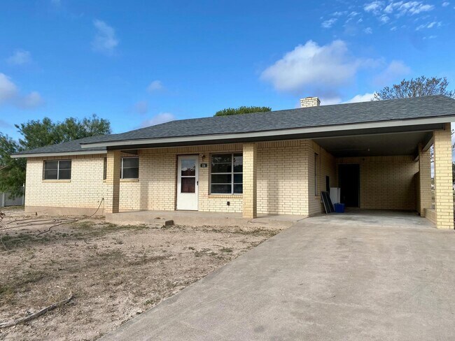 Building Photo - 114 Rhonda Dr