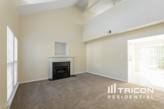 Building Photo - 1607 Bear Brook Dr