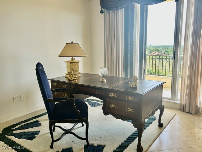 Building Photo - 8990 Bay Colony Dr