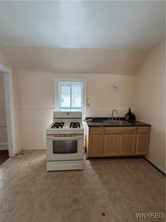 Building Photo - 291 E North St