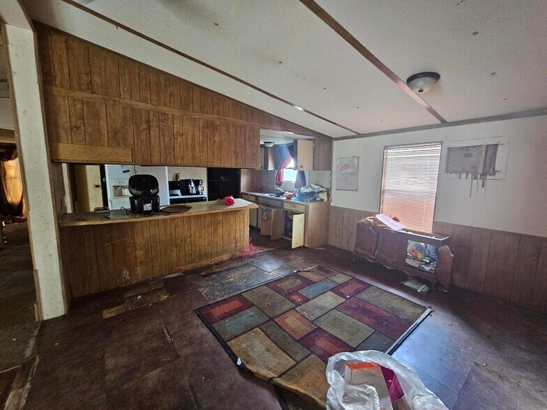Building Photo - 920 Boardwalk Ln