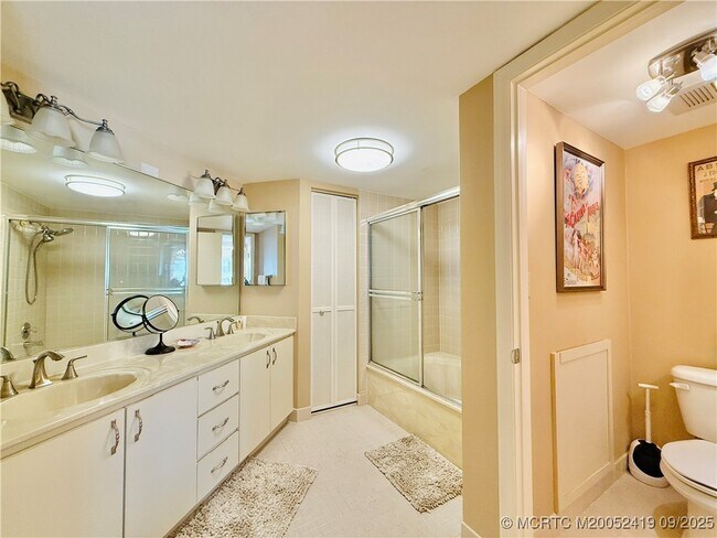 Building Photo - 9500 S Ocean Dr