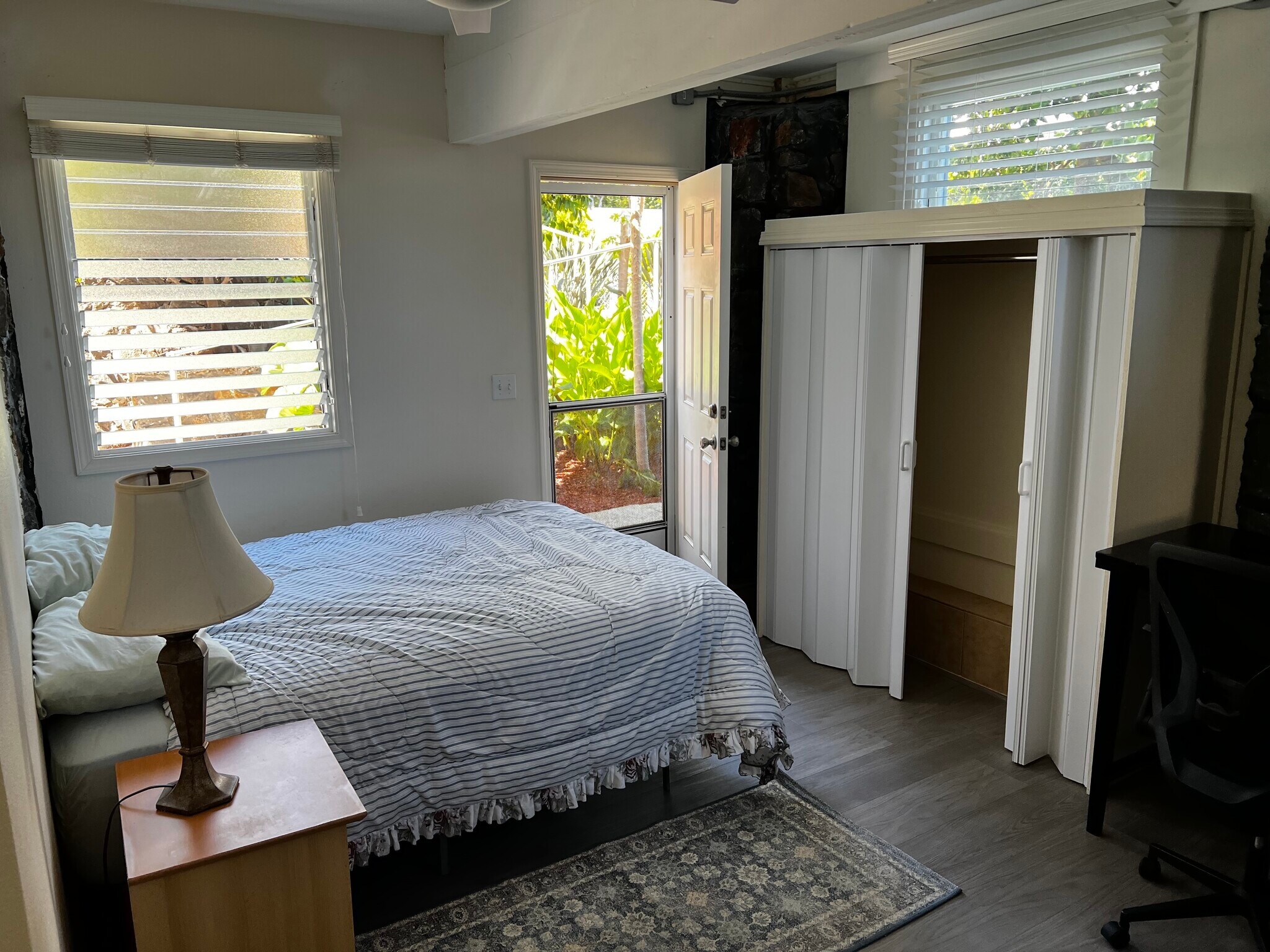 bedroom - 2142 Damon St