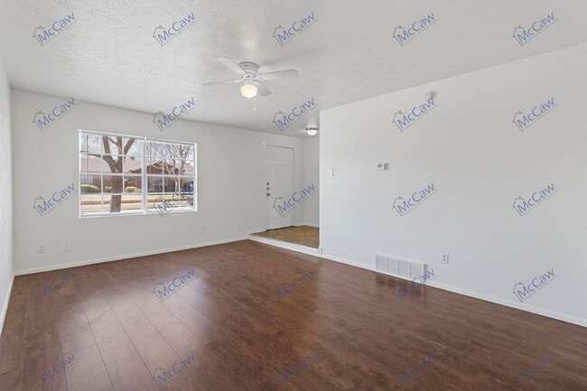 Building Photo - 5006 Frontier Rd