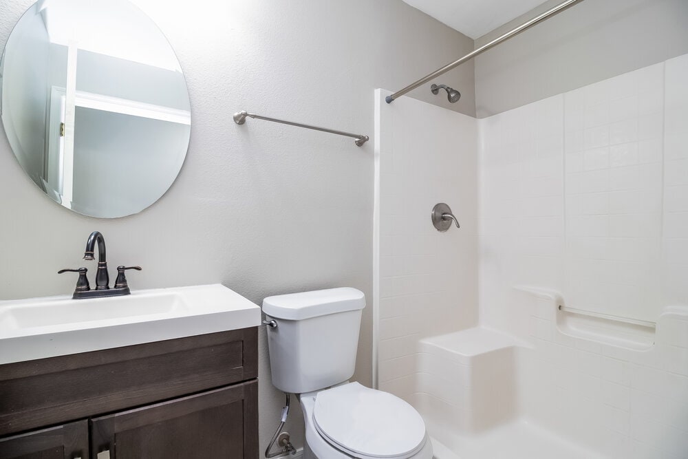 Building Photo - 12514 Woodbury Cove Dr