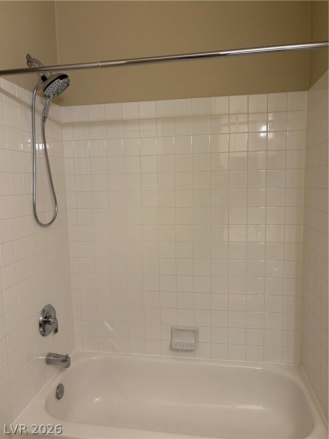 Building Photo - 1050 E Cactus Ave