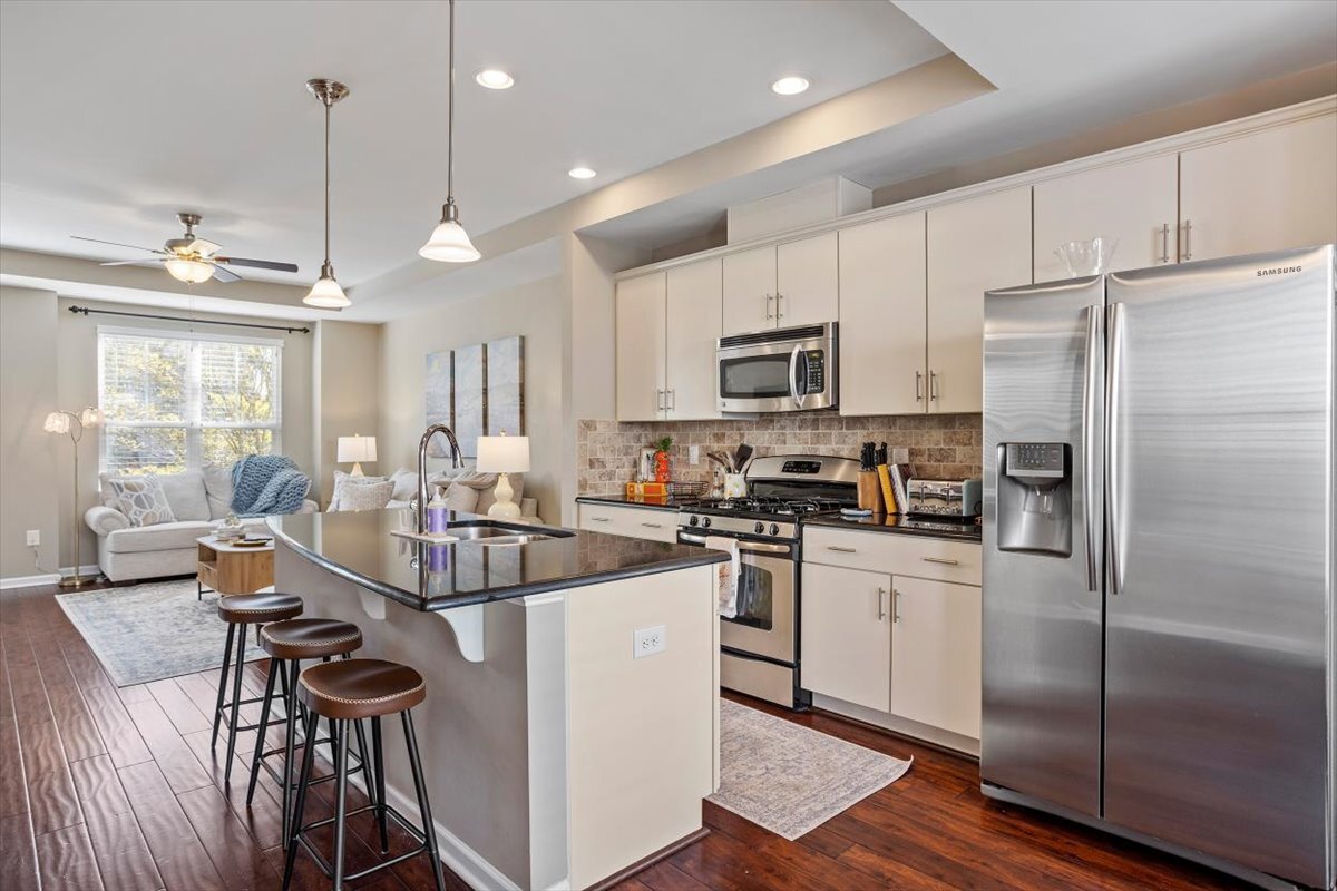 Building Photo - 1427 Crafton Way