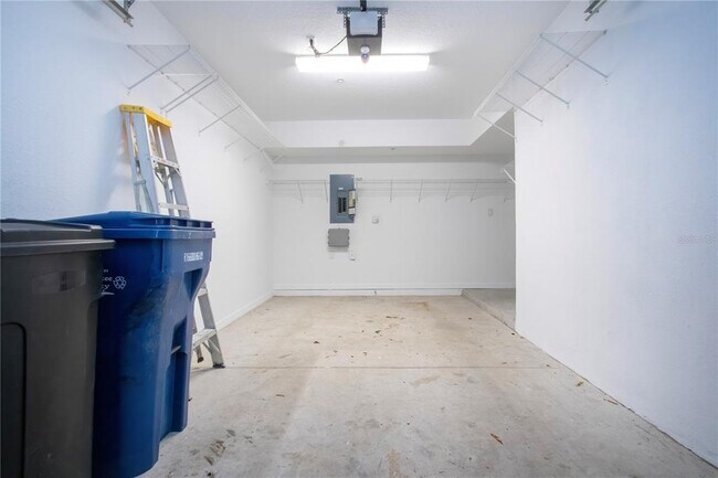 Building Photo - 7117 Strand Cir