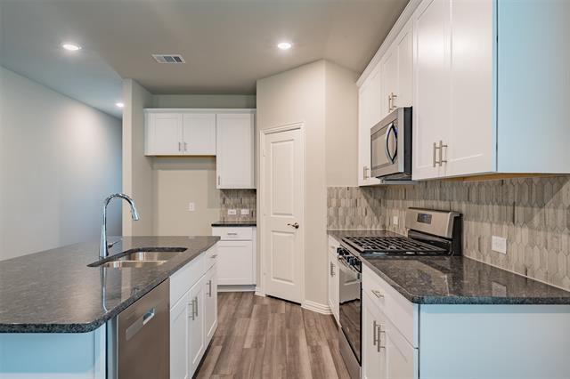 Building Photo - 1143 Enchanted Rock Ln