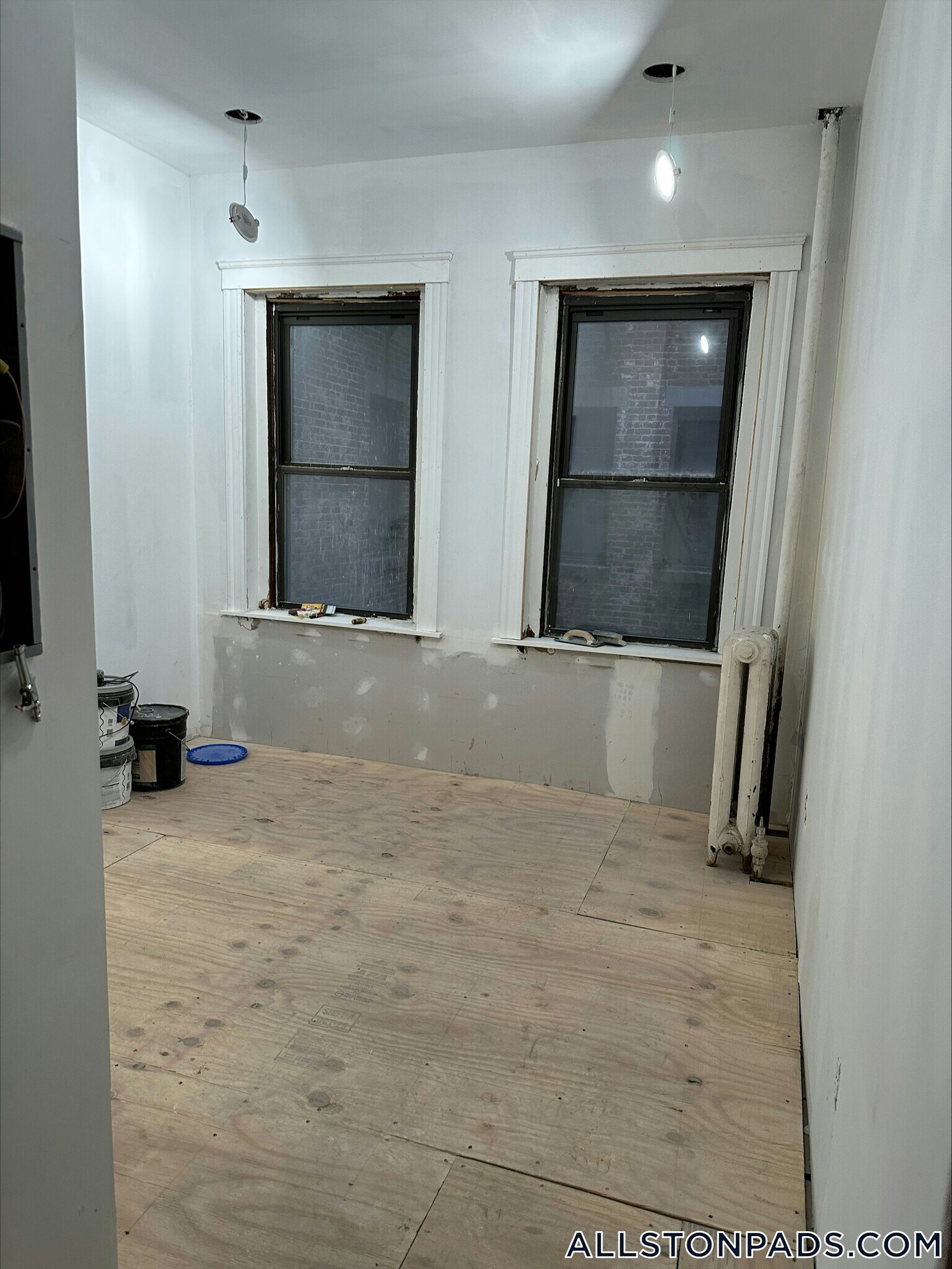 Building Photo - 1254 Commonwealth Ave