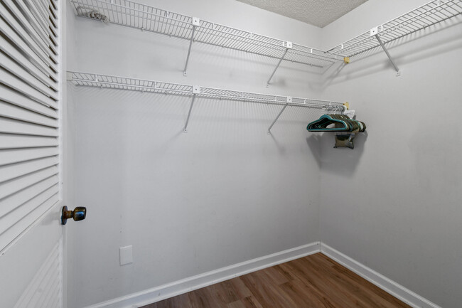 Building Photo - 15739 75th Way N