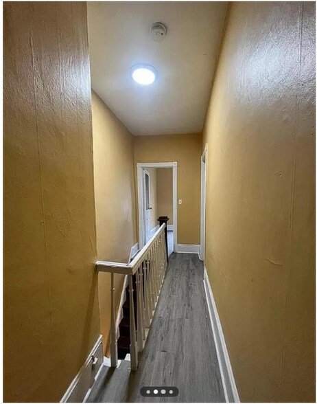 Building Photo - 54 N Farson St