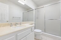 Building Photo - 1421 12th St