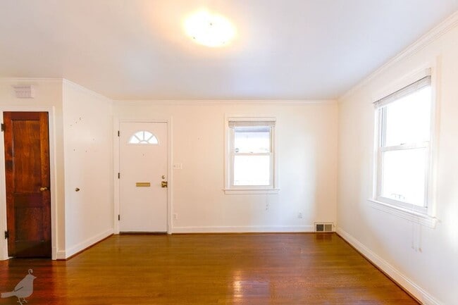 Building Photo - 3937 Ames St NE