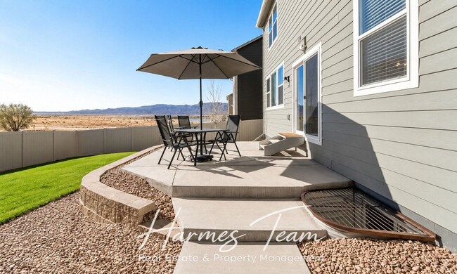 Building Photo - Beaufiful 5 Bedroom Home in the Trails of Aspen Ridge