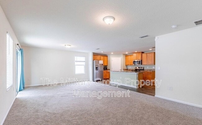 Building Photo - 6914 Sandle Dr