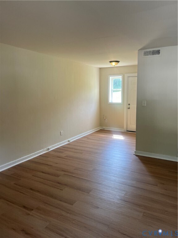 Building Photo - 605 Monticello Dr