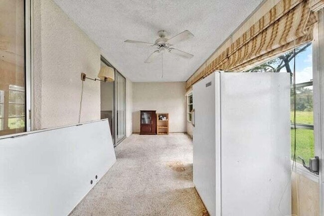Building Photo - 370 NW 76th Ave