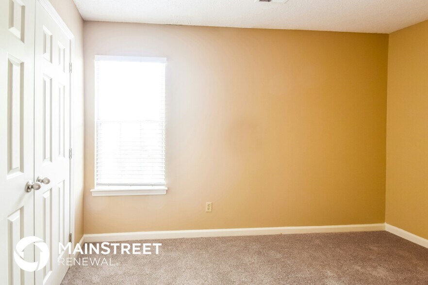 Building Photo - 7411 Paddock Cove