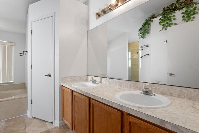 Building Photo - 12778 Waterhaven Cir