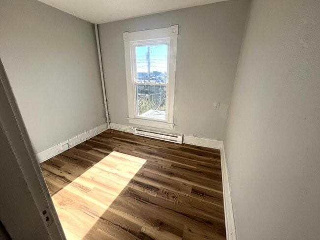 Building Photo - 1106 Early St