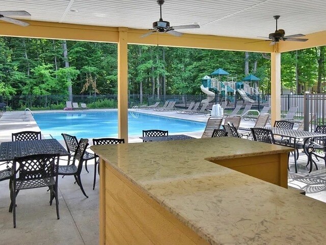 Building Photo - 1268 Easthaven Dr