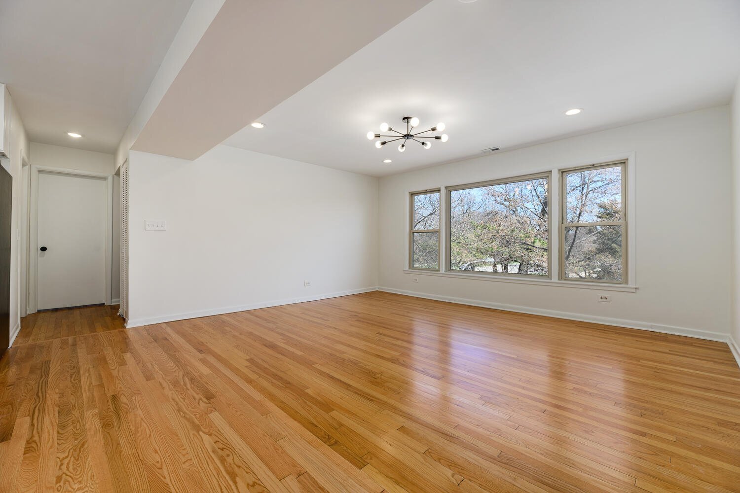 Building Photo - 2128 N Whipple St