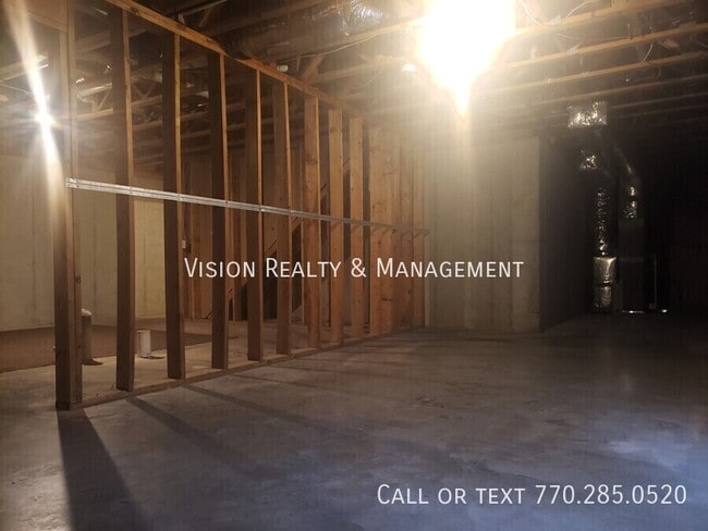 Building Photo - 229 Bainbridge Cir