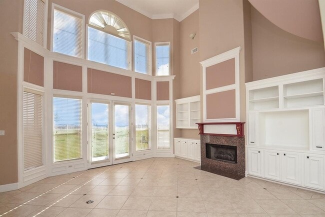 Building Photo - 1107 Mulberry Farm Ln