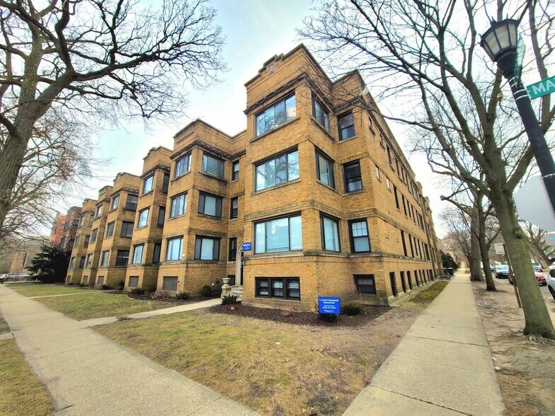 Primary Photo - 1143 Maple Ave