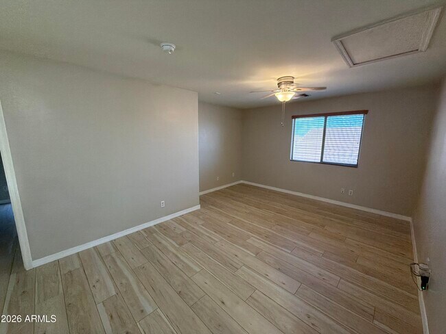 Building Photo - 24763 W Jones Ave