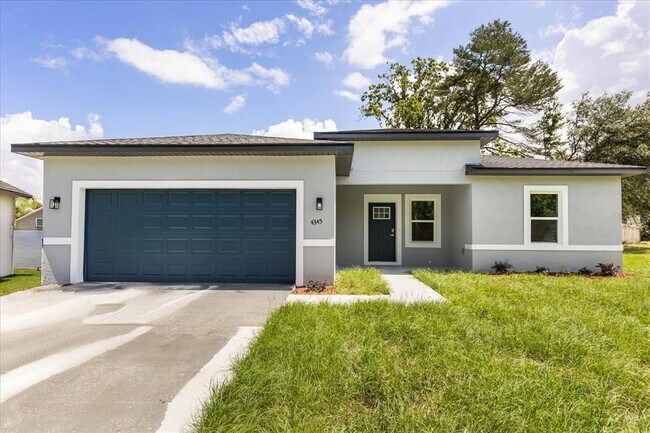 Primary Photo - 4345 SW 143rd Ln Rd