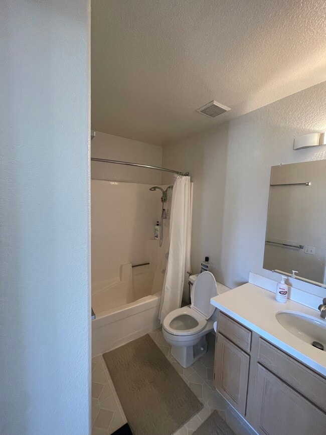 Building Photo - 27 Breakers Blvd