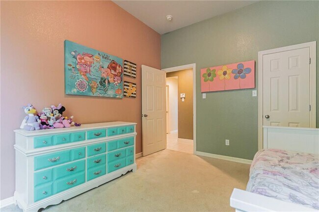 Building Photo - 2313 Village View Loop