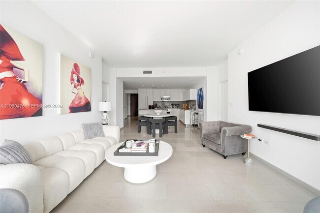 Building Photo - 88 SW 7th St