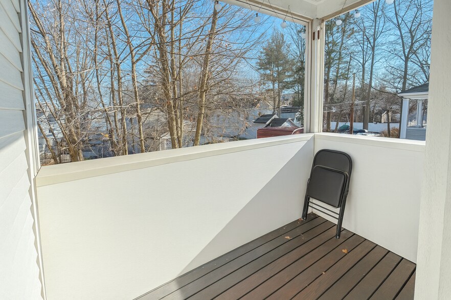 Building Photo - 57 Bartlett Ave