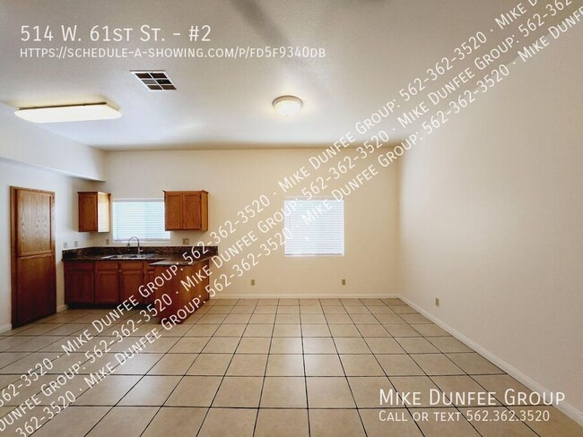 Building Photo - Three Bedroom Home in South Los Angeles Area